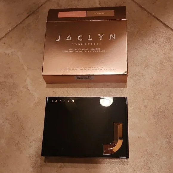 Bronze & Blushing Duo - Picture 2 of 4